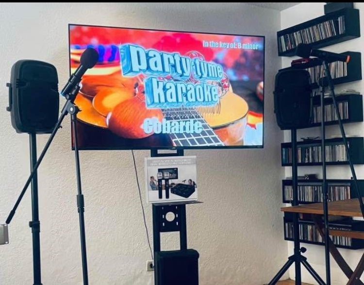 Equipo de karaoke Oscar mostrando configuración profesional